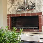 Сasa de vacaciones Mara με ιδιωτική παραλία *