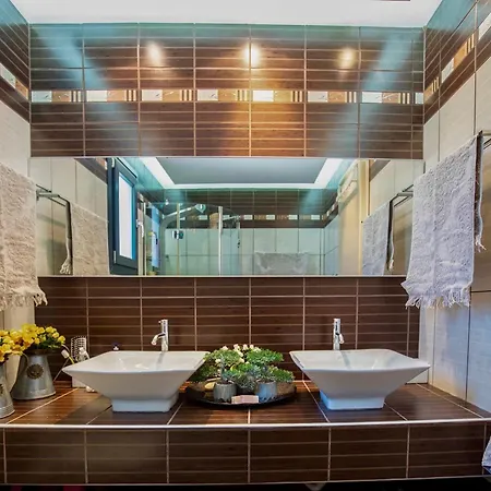 Mara με ιδιωτική παραλία Дом отдыха Loutra Elevtheron