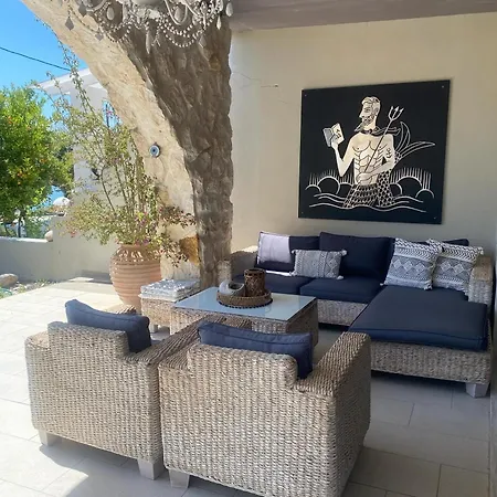 Дом отдыха Mara με ιδιωτική παραλία *