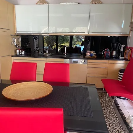 Mara με ιδιωτική παραλία بيت للعطل Loutra Elevtheron