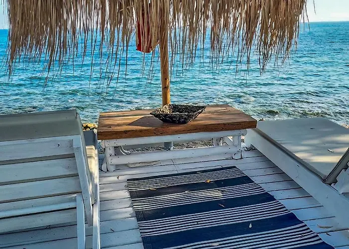 Tatil Evi Mara με ιδιωτική παραλία