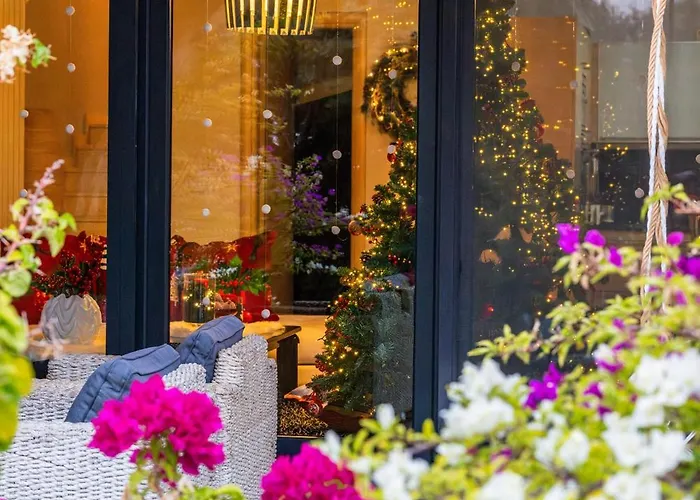 Mara με ιδιωτική παραλία