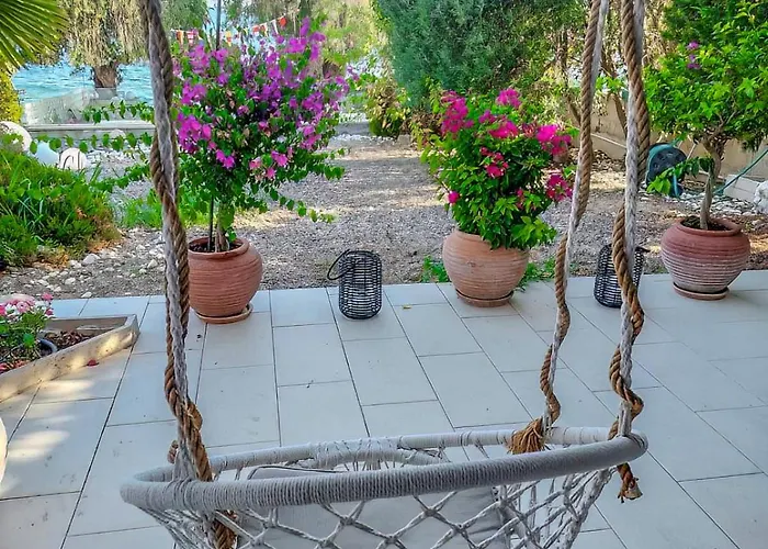 Mara με ιδιωτική παραλία Tatil Evi *
