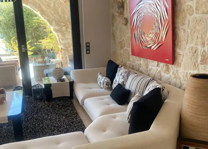 Mara με ιδιωτική παραλία Loutra Elevtheron